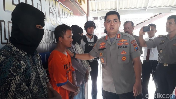 Seorang Pria Pasuruan Tega Jual Istri Kepada 4 Temannya