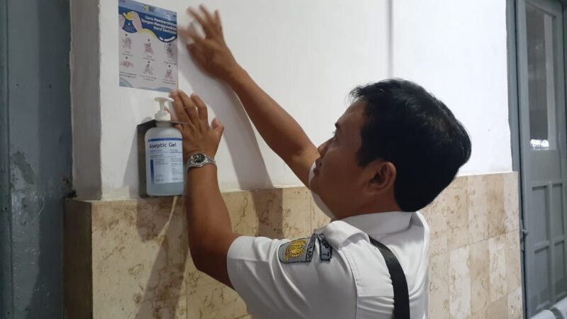 Antisipasi Penyebaran Virus Corona, Stasiun di Wilayah Madiun Sediakan Hand Sanitizer