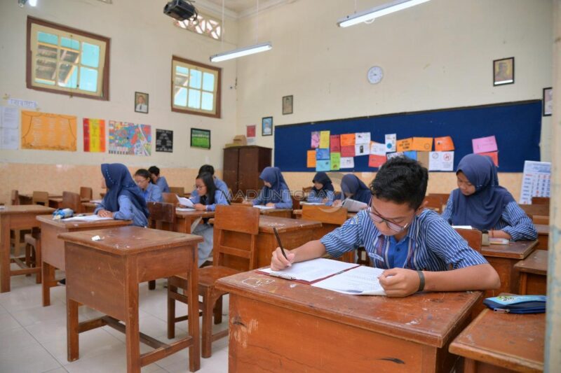 8.354 Siswa SMA dan SMP di Kota Madiun Terbebas Dari UN