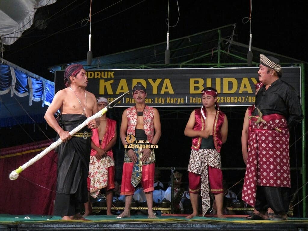 Mengenal Kesenian  Ludruk Salah Satu Budaya Jawa Timur 