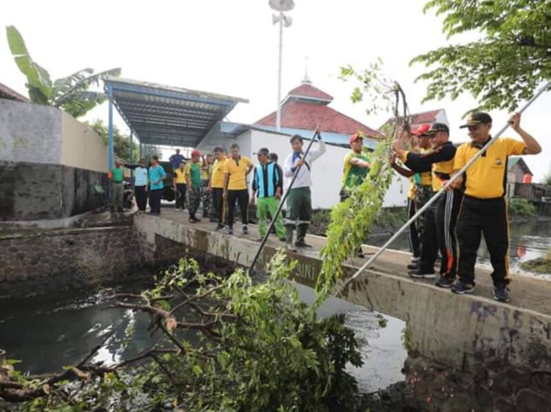 Pemkot Madiun Pasang 50 Rambu Kesiapsiagaan Bencana