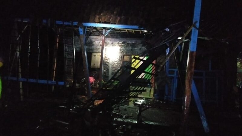 Angin Kencang Terjang Madiun, 3 Rumah Roboh dan 6 Lainnya Rusak