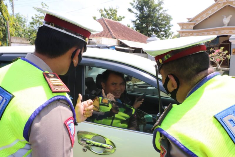 Larangan Mudik, Jalur Perbatasan Ponorogo-Wonogiri Dijaga Ketat Polisi