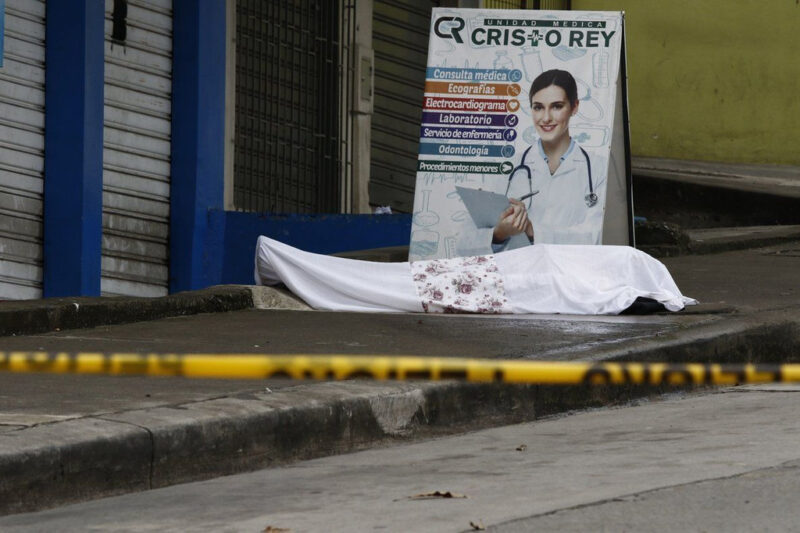 Ngeri! Jenazah Covid-19 Dibiarkan Bergeletakan di Jalanan Ekuador