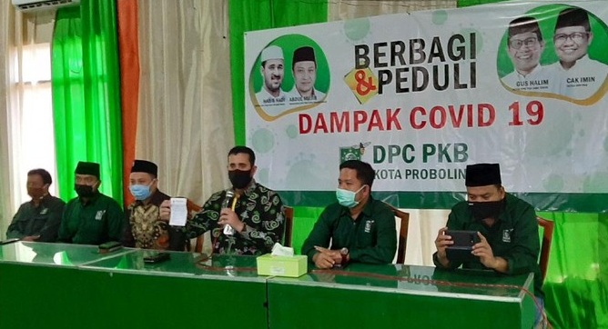 Wali Kota Probolinggo Sumbangkan Gaji untuk Warga Terdampak Covid-19