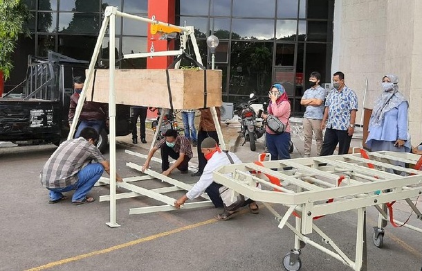 ITTS Bikin Crane Pemulasaran Jenazah Covid-19