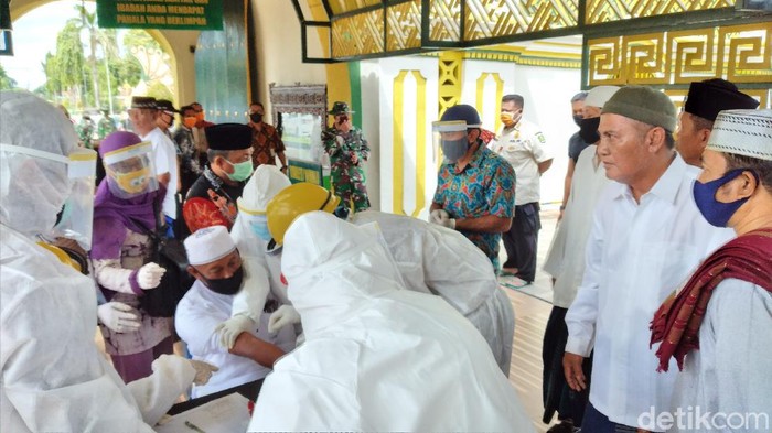 Takmir Masjid Jamik Bubarkan Rapid Test Yang Dipimpin Bupati Sumenep