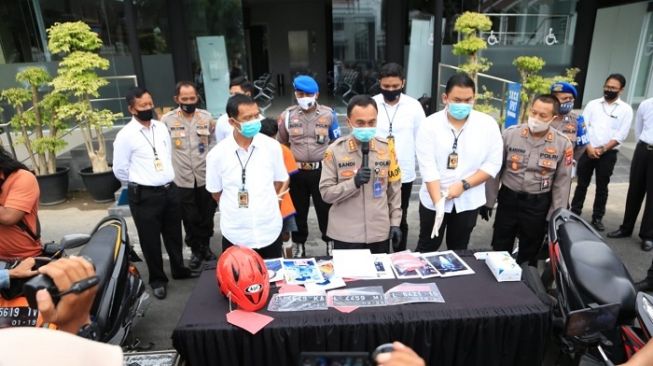 Dua Begal di Surabaya Ditangkap Polisi, Satu Ditembak Mati