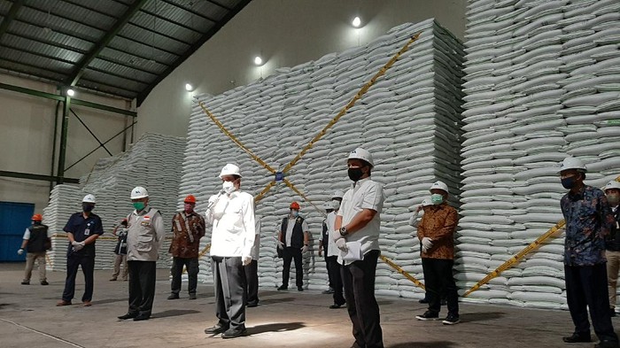 Pemkab Malang Digerojok Gula Pasir 1.168 Ton Hasil Sitaan