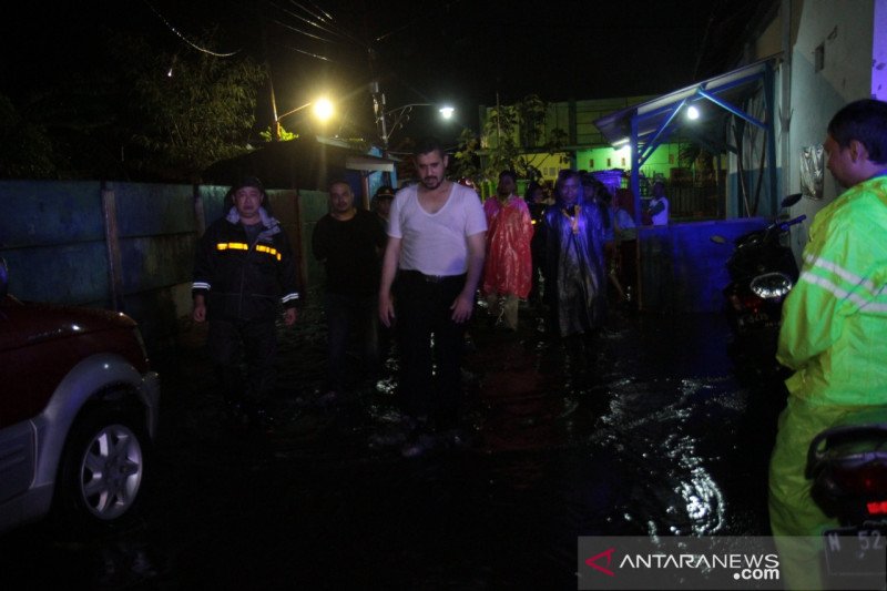 Diguyur Hujan Deras Berjam-Jam, Dua Kecamatan Di Kota Probolinggo Banjir