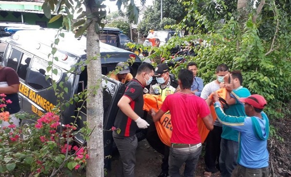 Pengendara Motor Tertabrak Kereta di Bojonegoro, 2 Wanita Tewas 1 Balita Kritis