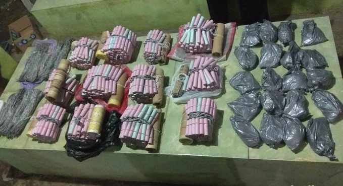 Polisi Gerebek Rumah di Probolinggo, Temukan 5 Kilogram Bahan Petasan