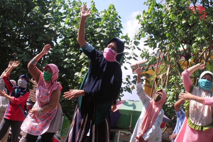 Ini Cara Pedagang Pasar di Kediri Meningkatkan Imun Tubuh