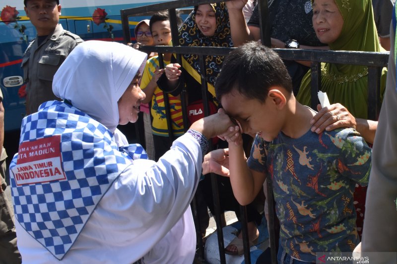 166 Jemaah Calon Haji Asal Kota Madiun Gagal Berangkat