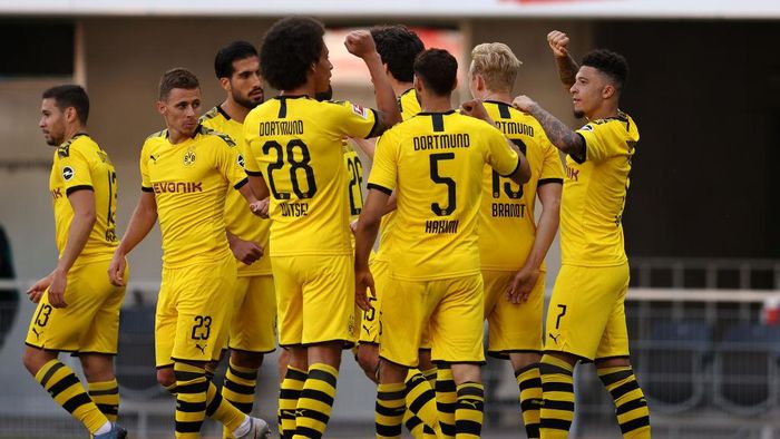 Berondong Enam Gol, Dortmund Terlalu Perkasa Buat Paderborn