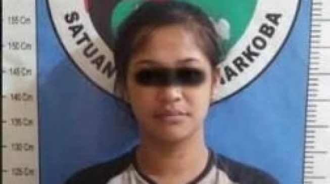 Ada Polisi, Wanita Penjual Sabu di Sumenep Ngumpet di Dapur