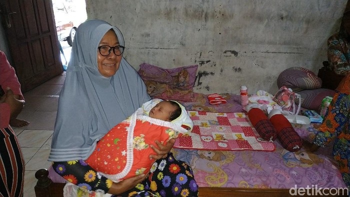 Dikira Suara Kucing, Ternyata Bayi Perempuan di Teras Rumah Warga Pacitan