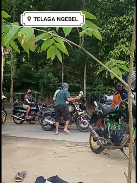Viral Biker di Ponorogo Dipukul Warga Pakai Sandal Jepit