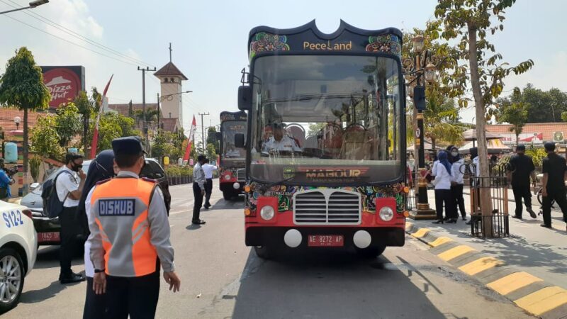 Meski Sudah Diluncurkan, Bus Wisata Mabour Belum Bisa Melayani Penumpang