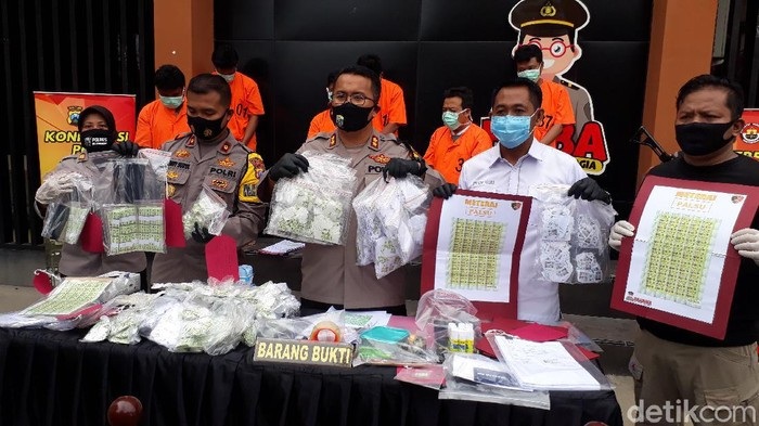 Awas! Ada Penjual Meterai Palsu dan Daur Ulang di Bojonegoro