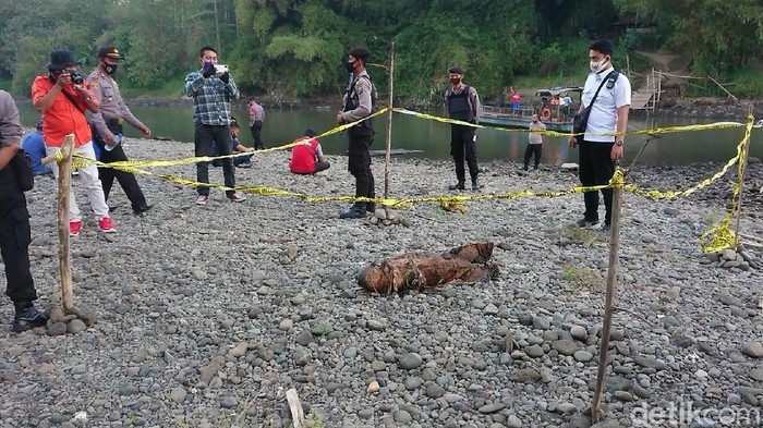 Awas Ada Bom di Bawah Jembatan Kereta Api Tulungagung