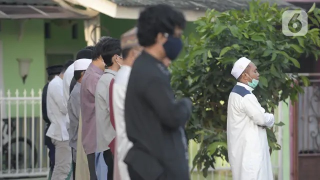 Kemenkes Imbau Lansia dan Anak-anak Tak Salat Idul Adha di Masjid