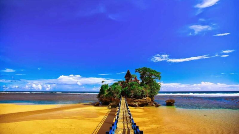 Ini Sederet Pantai di Kabupaten Malang yang Siap Hadapi New Normal