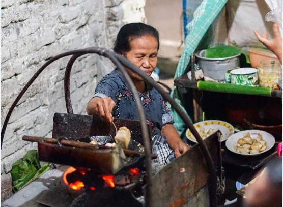 Tepo Tahu Legend di Madiun, Pecinta Kuliner Harus Coba!