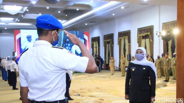 Hari Pertama Masuk Sekolah, 400 Ribu Siswa Baru Tetap di Rumah