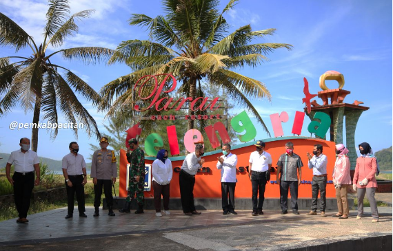 Pantai Parang Pacitan Segera Dibuka Lagi