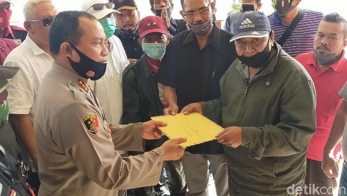 Puluhan LSM Banyuwangi Dukung Polisi Tangkap Pengeroyok Dokter