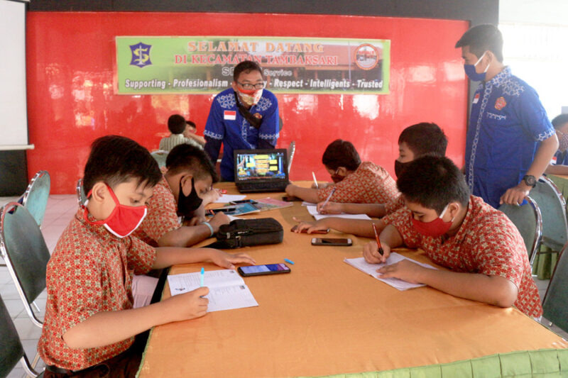 Kecamatan Tambaksari Sediakan Wifi dan Layanan Antar Jemput Siswa Belajar Daring