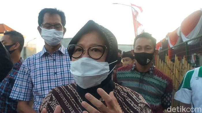 Kasus Covid-19 Surabaya Tinggi, Risma Tak Berani Buka Sekolah Tatap Muka