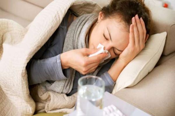 Jangan Panik! Berikut Ini Cara Bedakan Gejala Covid-19 dan Flu Biasa