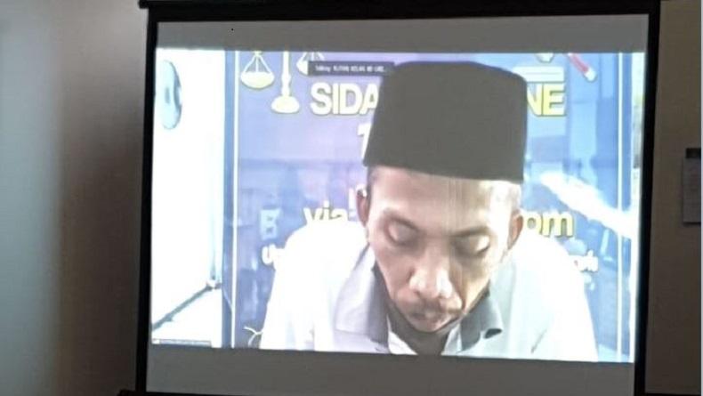 Bapak Bejat Pemerkosa Anak Sendiri di Gresik Divonis 7 Tahun Penjara