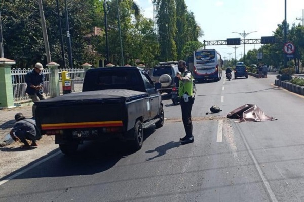 Bus Sugeng Rahayu Tabrak Thunder di Madiun, Seorang Pelajar Meninggal