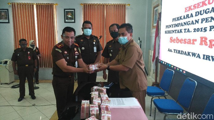 Tuntaskan Kasus Korupsi KPU Lamongan, Kejari Kembalikan Rp1,2 Miliar ke Kas Negara