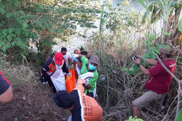 Terjun ke Sungai Hindari Kejaran Polisi, Residivis di Mojokerto Tenggelam