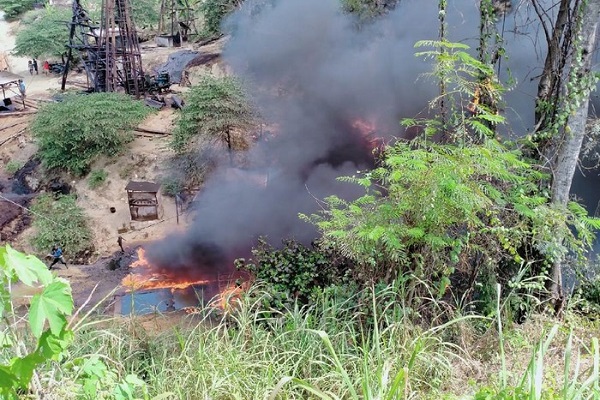 Sumur Minyak di Bojonegoro Terbakar, Kerugian Ditaksir Rp150 Juta