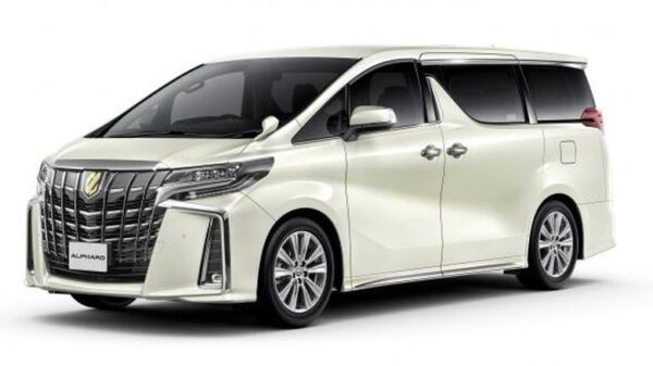 Pemkab Nganjuk Pengadaan Alphard Rp2,6 Miliar di Masa Pandemi Covid-19