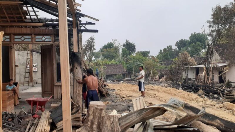 3 Rumah dan Gudang Mebel Milik Kadus di Ngawi Ludes Terbakar, Kerugian Mencapai Rp700 Juta