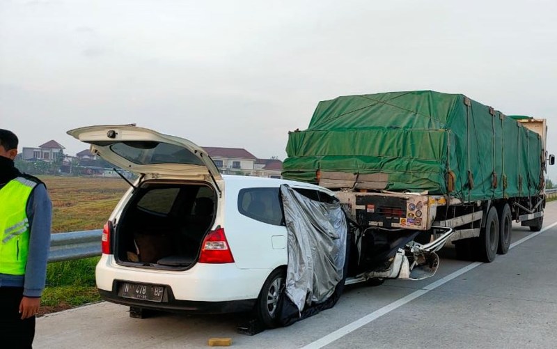 Rombongan FPDIP DPRD Kab Malang Kecelakaan di Tol Solo-Ngawi, 1 Meninggal