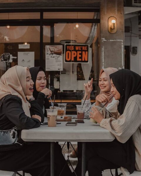 7 Tempat Ngopi Asyik dan Instagramable di Madiun