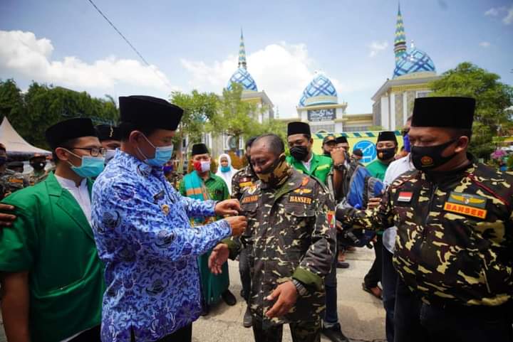 Peringati Hari Pahlawan, Kader Ansor Kota Madiun Jalan Kaki ke Banyuwangi