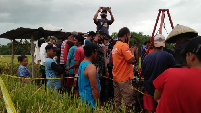 Berupaya Tolong Suami, Istri Ikut Meninggal Tercebur Sumur