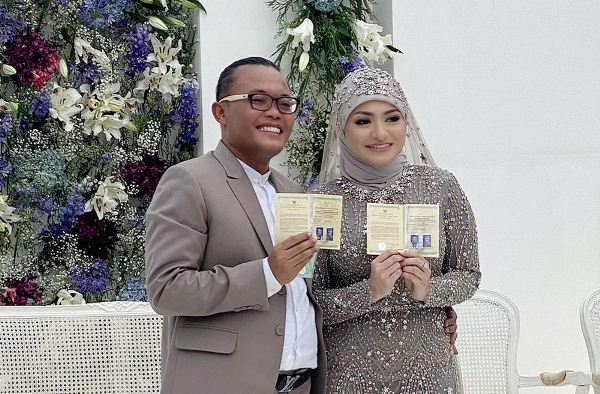 Sule dan Nathalie Terpaut Usia 16 Tahun, Inilah Manfaat Menikah dengan Pria Lebih Tua