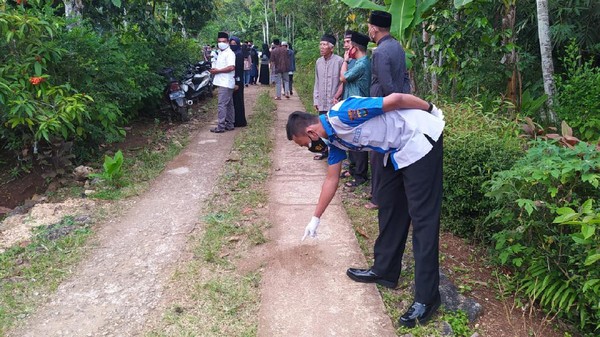 Tragis! Blind Spot, Anak di Pacitan Meninggal Terlindas Truk yang Disopiri Bapaknya