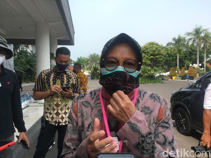 Wali Kota Surabaya Risma Diisukan Jadi Menteri Sosial