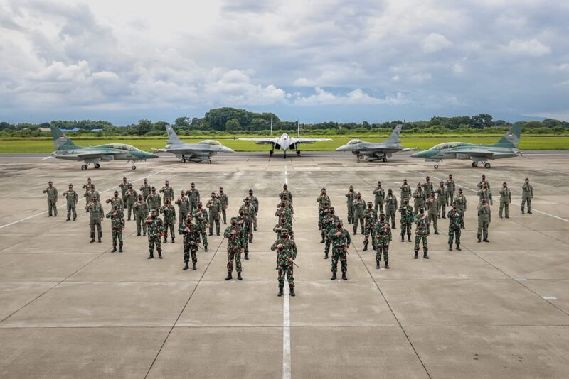 Panglima TNI Tinjau Fasilitas Latihan ACMI di Lanud Iswahjudi