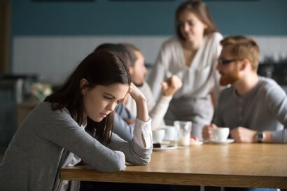 Terkenal Pemalu, Lakukan Cara Melatih Percaya Diri Ini bagi Introvert